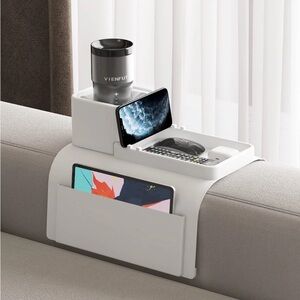 VIENFUT Couch Cup Holder Tray Silicone Antislip Sofa Armrest Tray (NEW OPEN BOX)